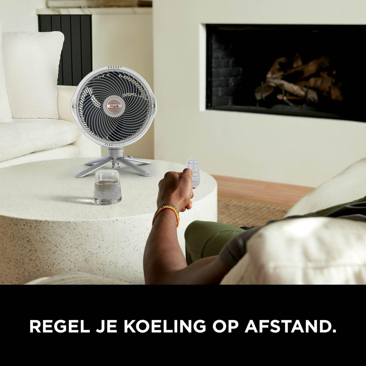 Shark FlexBreeze Pro Mist Snoerloze Binnen- & Buitenventilator, Verstuivingssysteem, Draagbare Tank, 20 m Reikwijdte, Voet- & Tafelmodel, 5 Snelheden, Stil, Afstandsbediening, Duifgrijs FA300WHEU