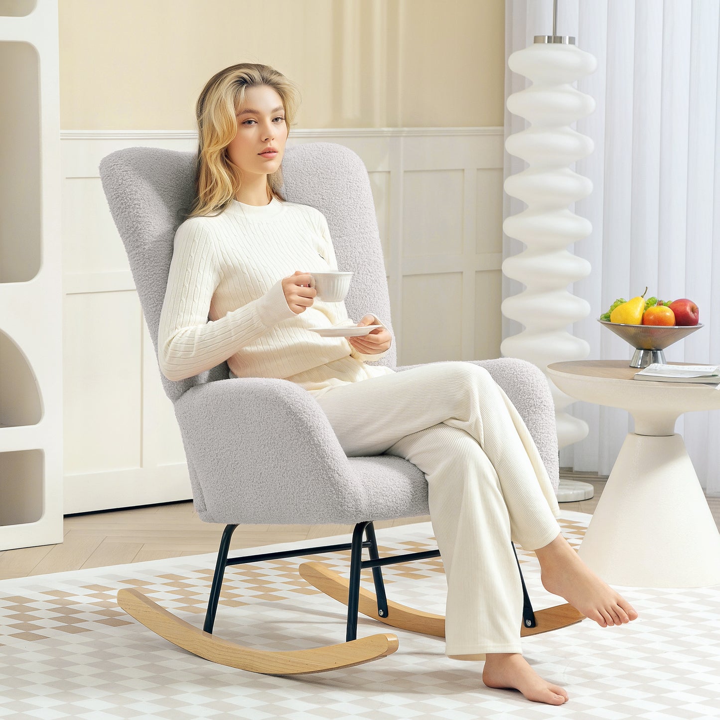 Schommelstoel – Schommelfauteuil – Relaxstoel – Loungestoel – Fauteuil – Lichtgrijs – Zachte Teddy Stof – Houten Schommelingen