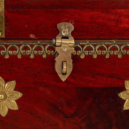 Baul de madera acabado artesanal