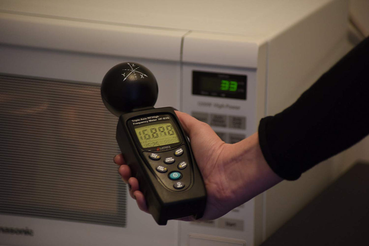 LATNEX HF-B3G Triple Axis HF RF Power Meter Analyseapparaat en Detector Meet EMF mobiele telefoons slimme meters-cell towers-magnetron-blouse-gekalibreerd gebruikt voor EMF Home inspections