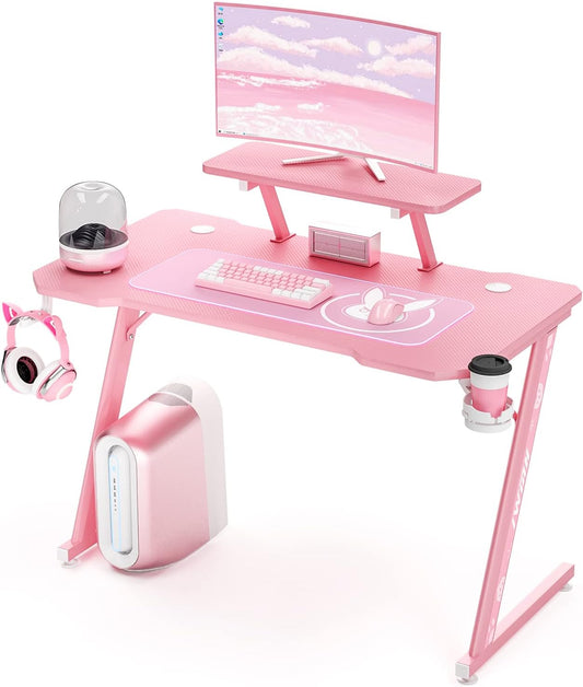 Intimate WM Heart Gaming Bureau, grote ergonomische gaming computer bureau, koolstofvezel tafelblad E-Sports bureau met verstelbare monitor plank, draaibare oortelefoon, beker, handvat houders, roze