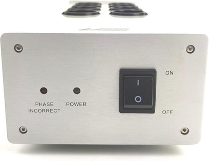 Stroomfilter Zilver – Power Conditioner – Netfilter – Spanningsfilter – Vermogensreiniger – 4 Gefilterde en 4 Directe Stopcontacten – Metalen Behuizing