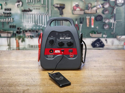 APA 16644 Power Pack Bullly Smart Starthulp, geïsoleerde pooltangen, 12 V/1000 A,Grijs