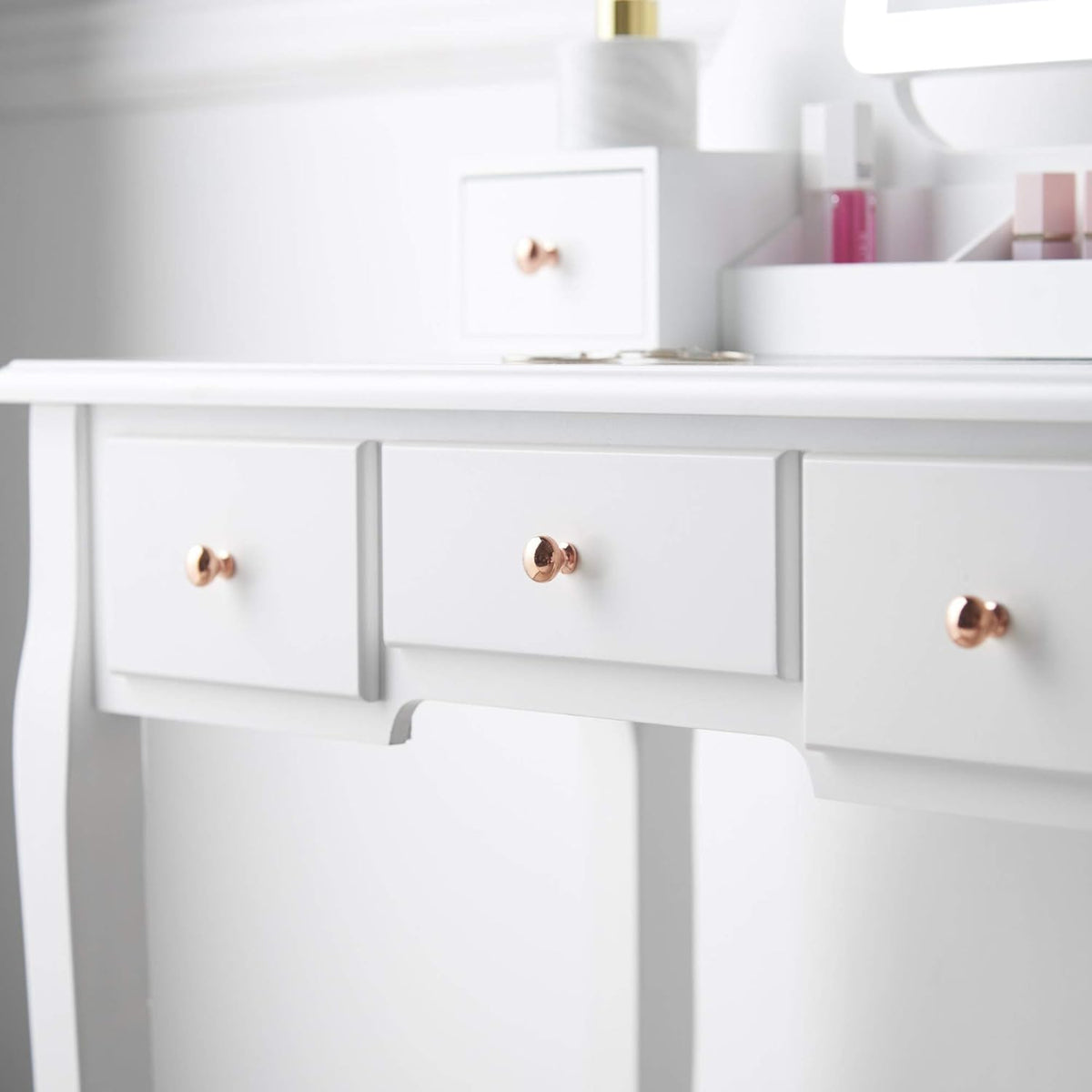 ice cream what's your flavour? Luxury Dressing Table with Touch Sensor Vanity Mirror LED Lighting & Stool 5 Drawers Set For Bedroom Makeup Jewelry Storage (DT010-TBPLUG WHITE) - QUORE