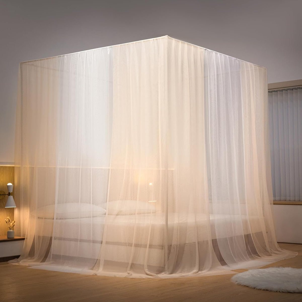 Beyeutao King Gold Canopy Bed Vier Poster Klamboe Bed Gordijn Frame voor Indoor Outdoor Play Tenten Luifel Kamer Decoratie