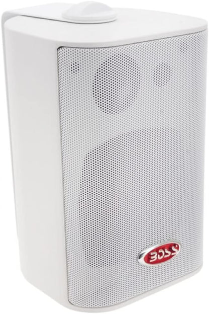 2 SPEAKERS BOSS AUDIO SYSTEMS MR4.3W 3-weg wit 100 watt rms 200 watt max waterdicht voor binnen en buiten + montagebeugels, een paar