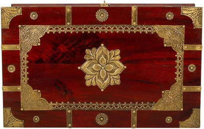 Baul de madera acabado artesanal