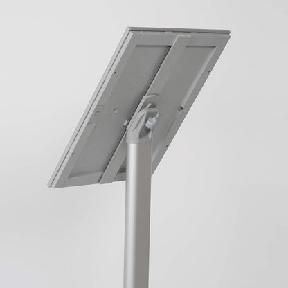 Menubord DIN A3 – Infostandaard – Vloerstandaard – Presentatiestandaard – Posterhouder – Zilverkleurig aluminium premium design – 120 cm totale hoogte, staand en liggend gebruik