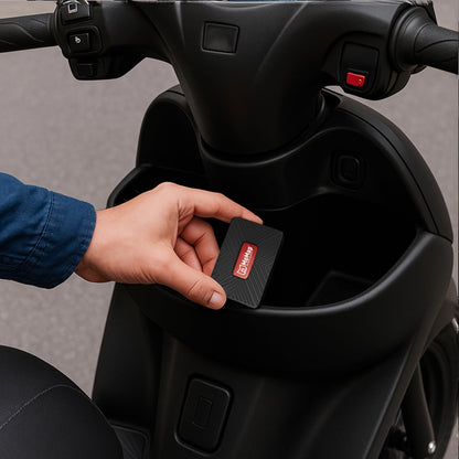 MoMap Mini Plus 4G GPS-tracker voor auto en motorfiets met app iOS/Android, live lokalisatie, internationale SIM met abonnement inbegrepen, real-time alarm, app en ondersteuning, 100% Italiaans