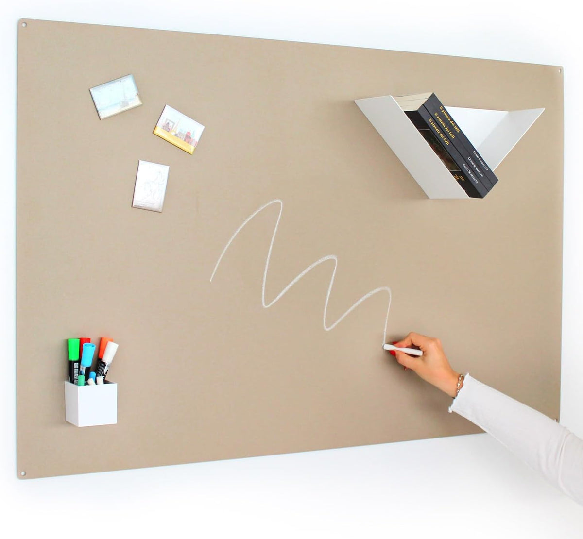 KalaMitica - Magnetisch wandbord, magneetbord - beschrijfbaar met krijt en afwisbaar - Beige - 114 x 74 cm