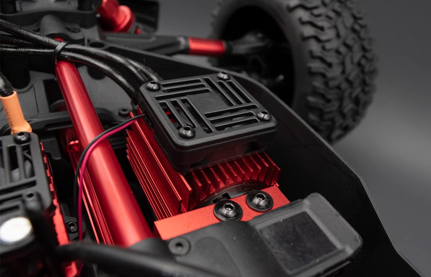 Elektrische Monstertruck – RC Truck – Offroad Buggy – Radiografisch Voertuig – 4WD Auto – 1:7 Schaal – Borstelloze Motor 2100 KV – Topsnelheid 80+ km/u