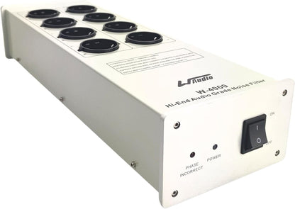 Stroomfilter Zilver – Power Conditioner – Netfilter – Spanningsfilter – Vermogensreiniger – 4 Gefilterde en 4 Directe Stopcontacten – Metalen Behuizing