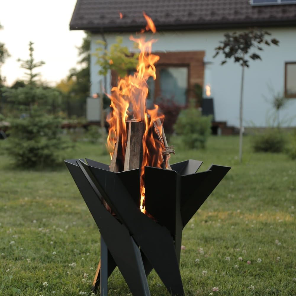 Kratki Fire Pyramid tuinvuurschaal vrijstaand, asymmetrisch, driehoekig, afmetingen B79 x L68.5 x H22,7 cm, gewicht 16,8 kg, gemaakt van robuust, hittebestendig staal