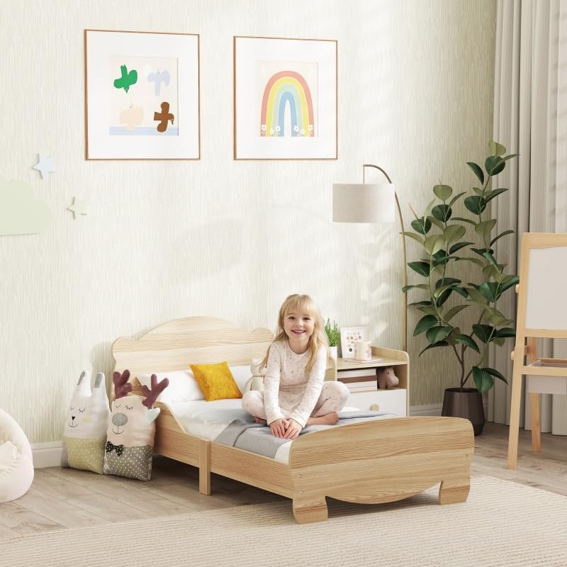 Children's Bed 143.5 x 80 cm, Solid Wood House Bed, Youth Bed with Fall Protection, Play Bed up to 80 kg, Single Bed with Bear Design, for Children's Room, Natural Wood - QUORE