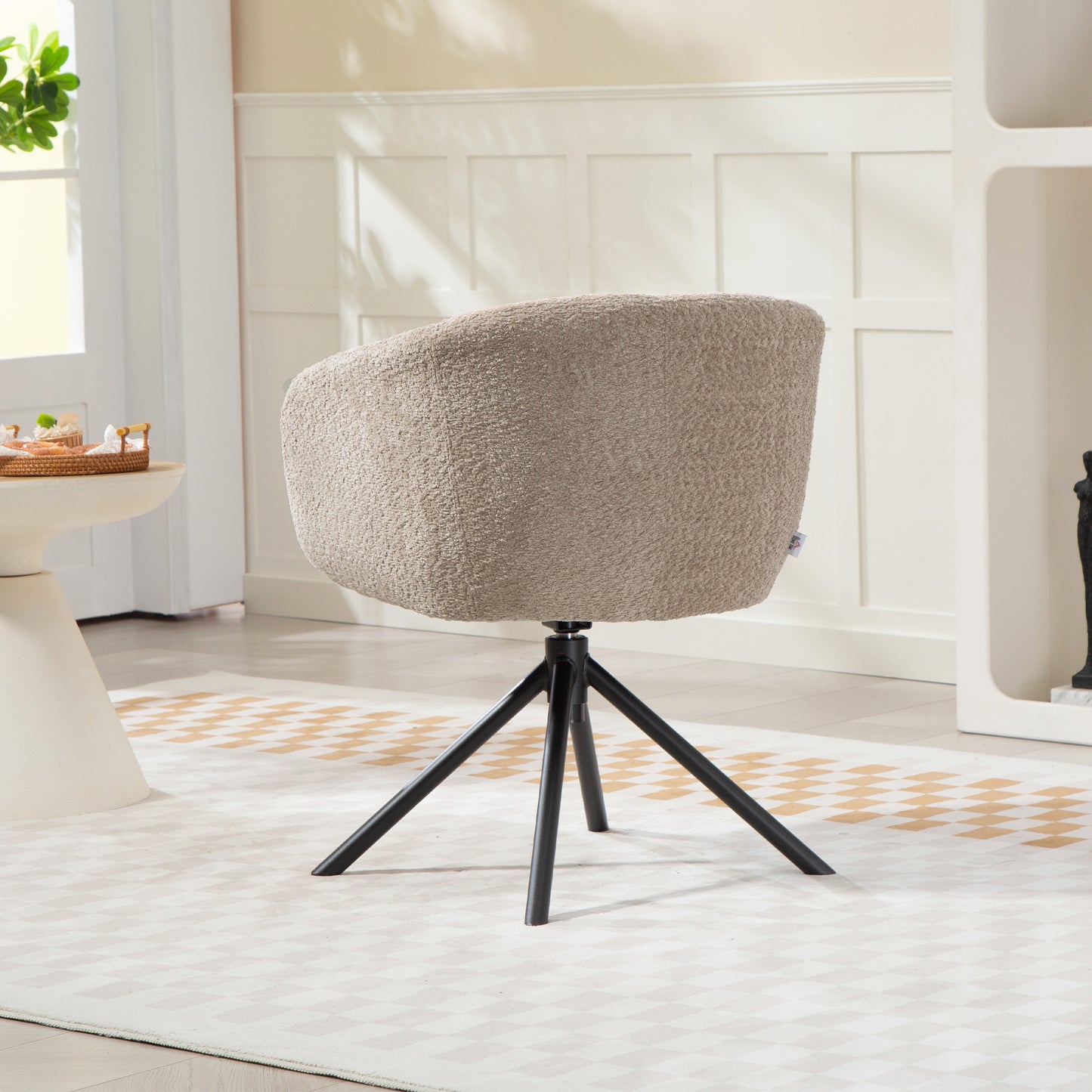 Draaifauteuil – Fauteuil – Loungestoel – Relaxstoel – Zithoekstoel – Lichtbruin – Zachte Bekleding – Draaibaar Tot 120 Kg