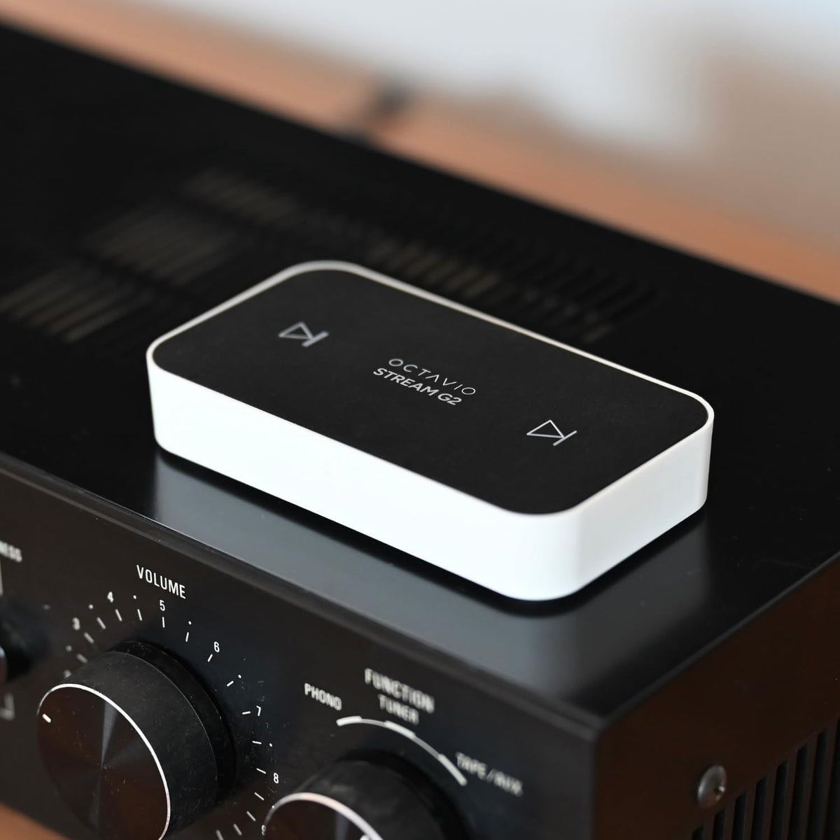 Octavio Stream G2 Audio-streamer, WLAN, compatibel met Google Cast, AirPlay2, Qobuz Connect, Spotify Connect, Tidal Connect, Deezer, YouTube-muziek, Hi-Res, Radio's (Cable Jack 3,5 mm - 2 RCA)
