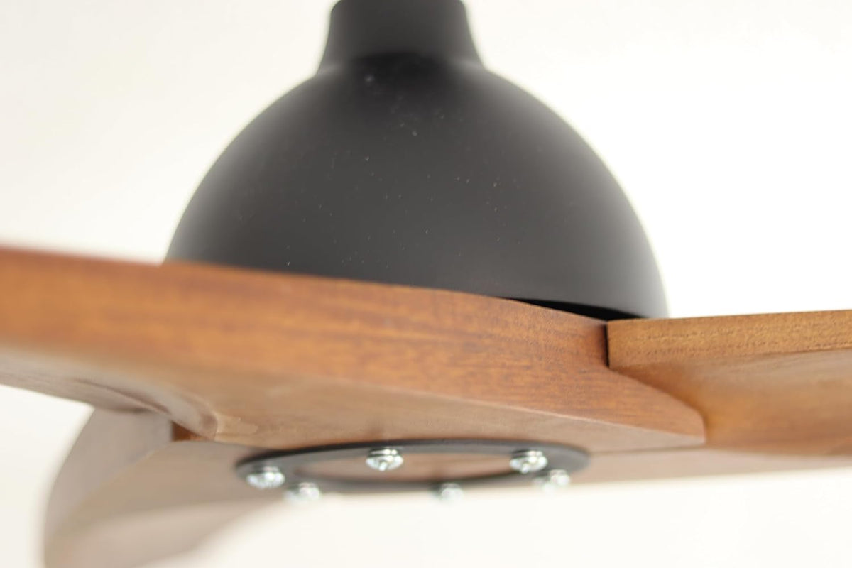 Pepeo Lypsi plafondventilator met afstandsbediening | Zeer stille plafondventilator met achteruitloop en timerfunctie. Ventilator diameter 142 cm. Kleur: zwart/donker hout