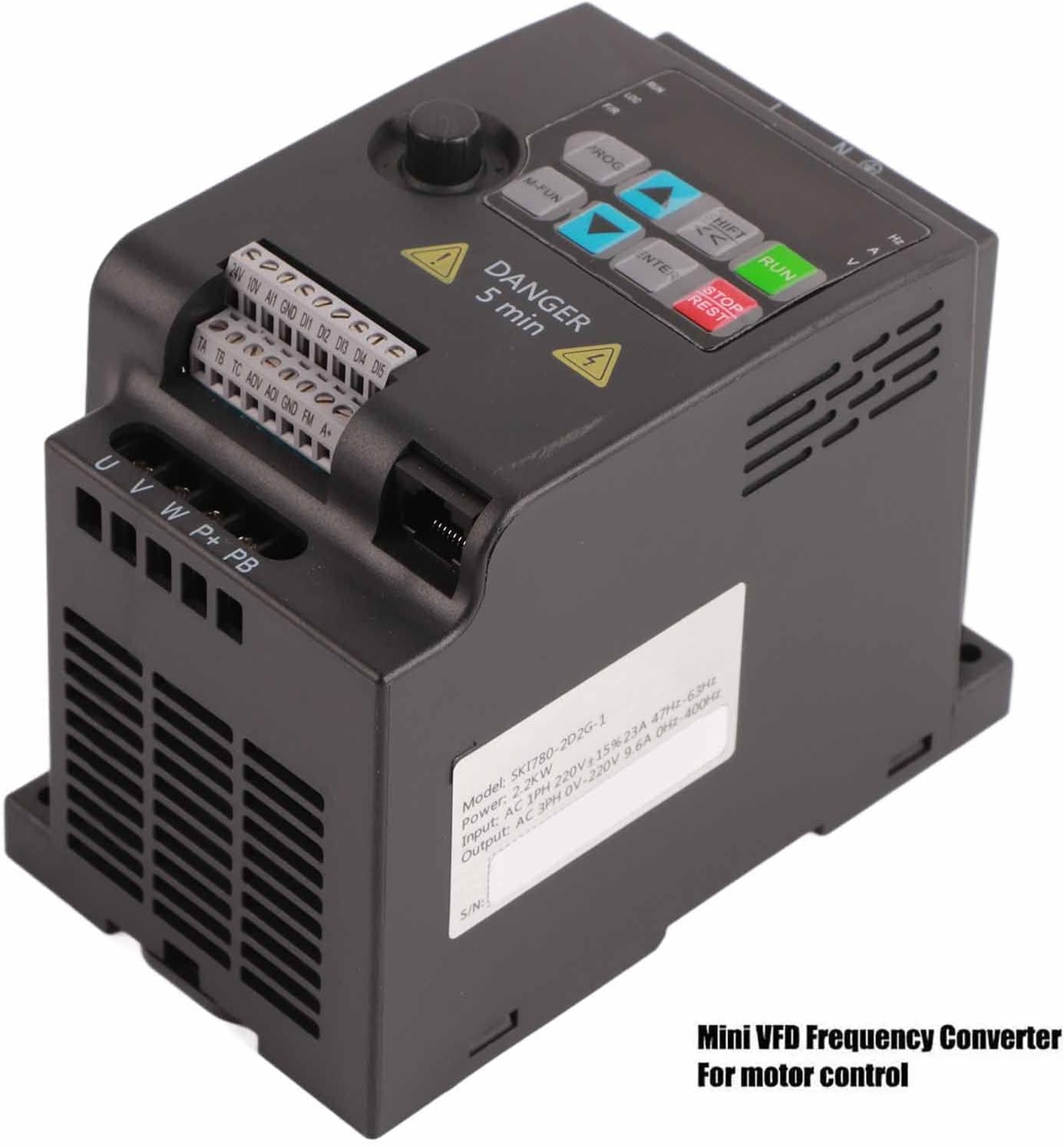 SKI780 Mini VFD 220 V / 380 V omvormer carico Convertitore di frequenza variabele omvormer monofase/trifase CA per motor trifase 0,75/1,5/2,2 kW (220VAC 2,2kW)