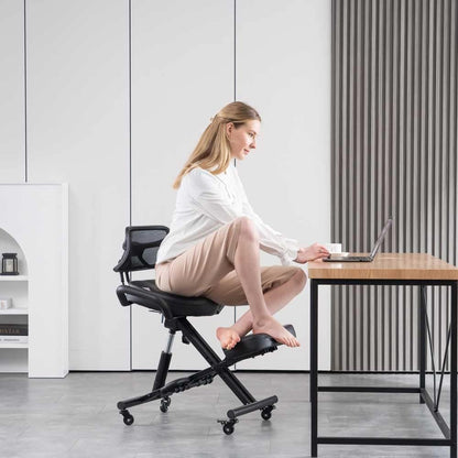 Knielstoel met rugleuning Ergonomisch voor kantoor, Verstelbare kruk met schuine zitting voor een betere houding, Dikke comfortabele kussens, Zwart