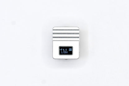 Digitale belichtingsmeter – Lichtmeter – Expositiemeter – Belichtingsmeter voor Film – Analoge Camerameter – Zilver – Ultracompact Aluminium – OLED-display Bovenaan