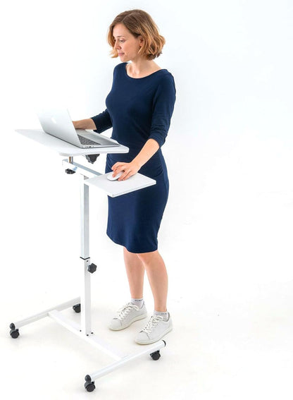 Tatkraft Bianca Ergonomisch Stijlvol Verplaatsbaar Laptopstandaard Bureau met muisbord op wielen, verstelbare hoogte van 72-110 cm, 360 ° draaibaar en 160 ° kantelbaar voor handig staand en zittend werken, Geschikt voor 7-17 '' laptops, Stevig elegant ont