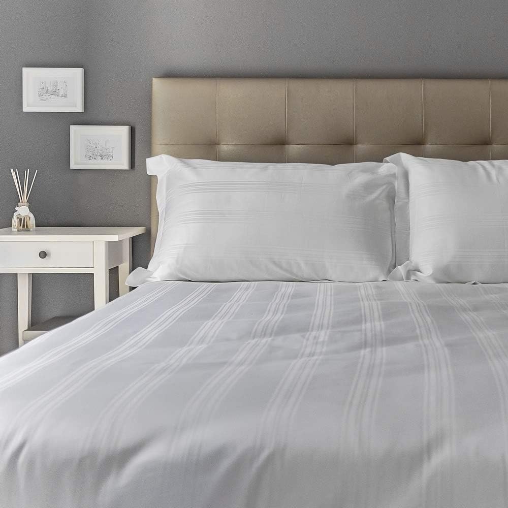 Heathcote - 100% katoen, 300-draads, tweepersoons dekbedovertrek, 220 x 220 cm, wit, satijnen streep, luxe beddengoed gemaakt in Portugal