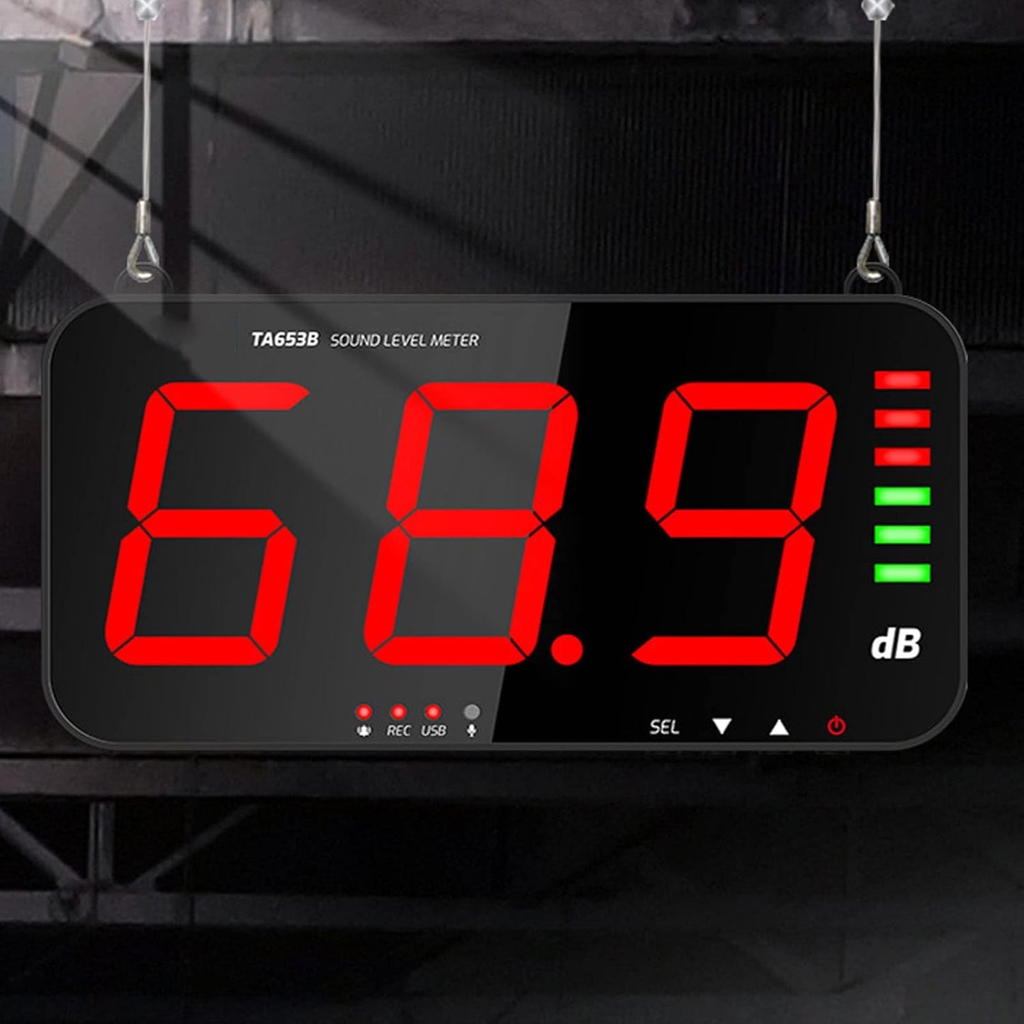 Geluidsniveaumeter, 13 inch scherm Realtime Decibelwaarden Alarmmelding Niveau weergavebalk Decibelmeter Meerdere koelpoorten Muur Opknoping Geluidsmeter voor Klaslokaal, Huis