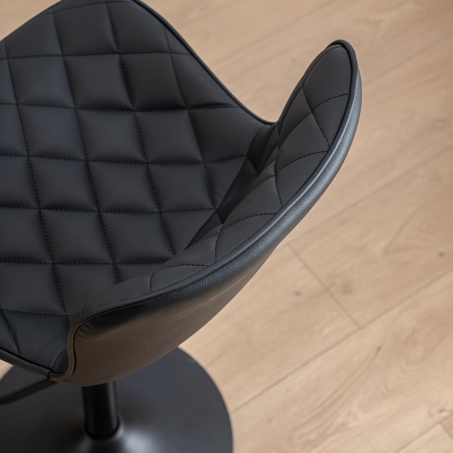 Kidol & Shellder Barkrukken Zwarte Set van 2 Industriële Keuken Draaibare Hoogte Verstelbare Hoge Rug Synthetisch Leer Kussen Snelle Montage