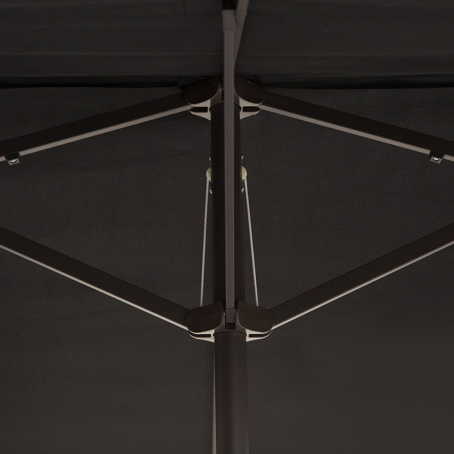 Grote Ovale Parasol – Zonnescherm – Terrasparasol – Dubbele Parasol – Marktparasol – Handzwengel – Lichtbruin Polyester – Windbestendig & XXL Schaduw