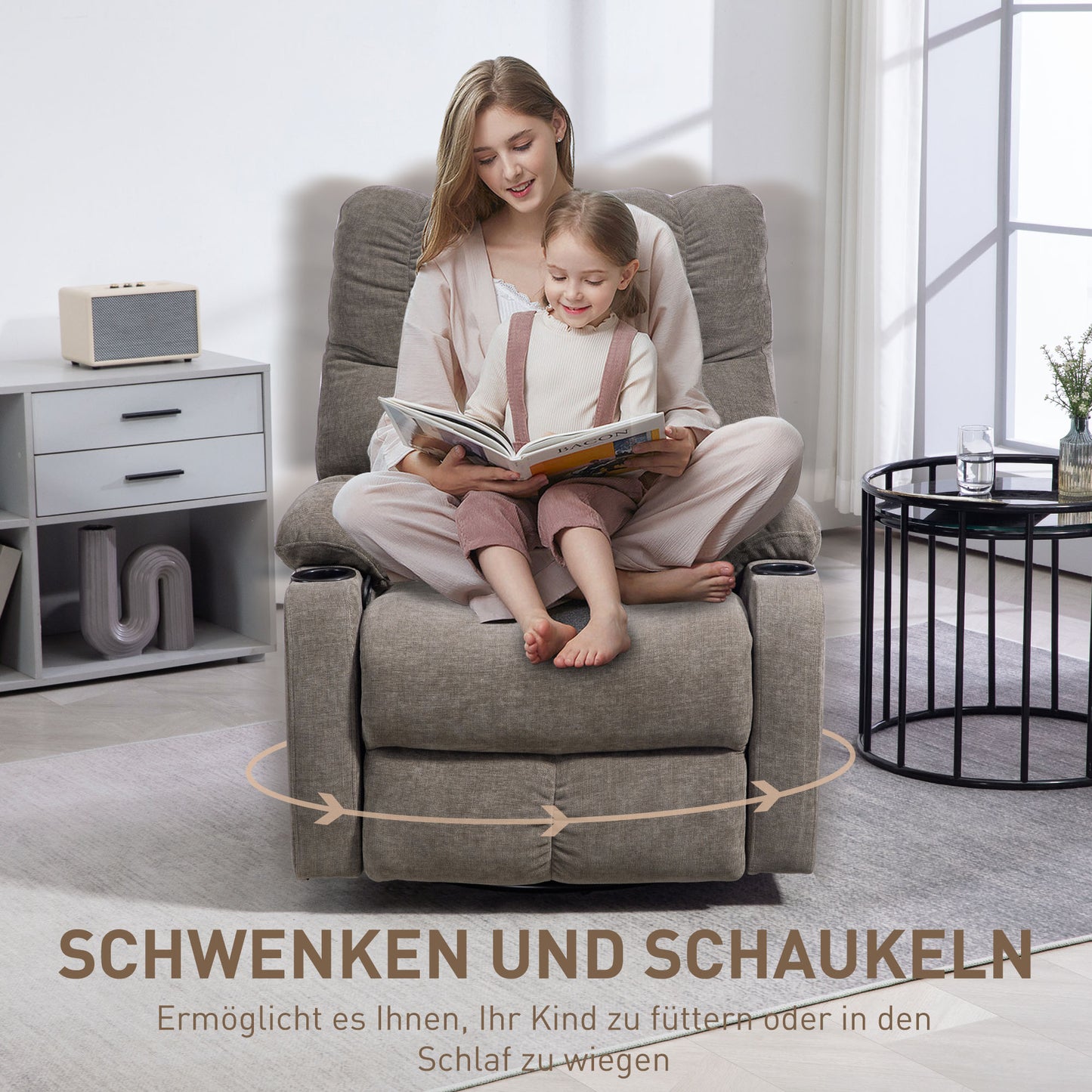 Relaxfauteuil – TV Stoel – Draaifauteuil – Lounge Fauteuil – Schommelstoel – Verstelbare Rugleuning 135° – Met Voetensteun en Bekerhouder – Lichtbruin Polyester