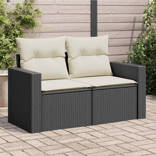 2-Persoons Tuinbank – Buitenbank – Rieten Bank – Loungeset Bankje – Tuinmeubel Bank – Weerbestendig Poly Rattan – Comfortabele Dikke Kussens – Zwart Frame Crème Kussens
