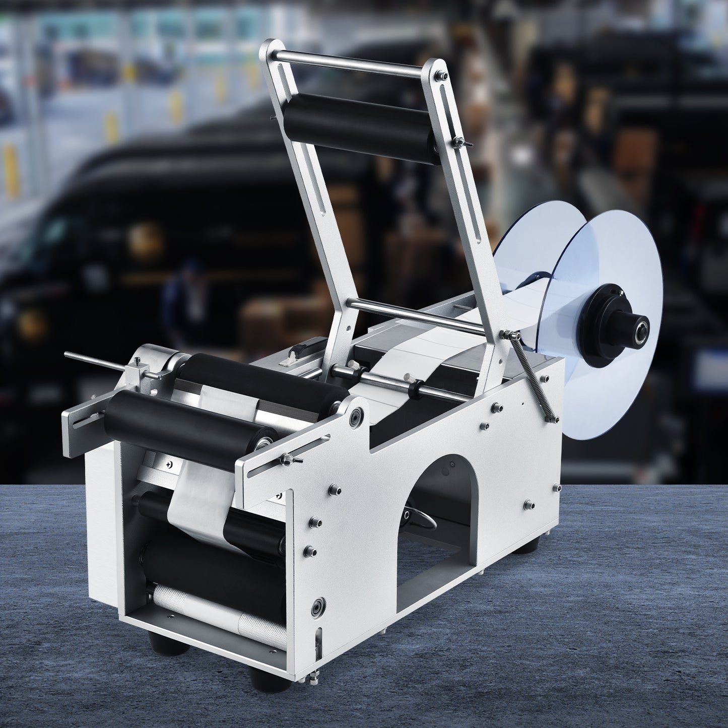 Etiketteermachine – Labelprinter – Labelapplicator – Flesetiketteermachine – Labelmachine – Semi-automatisch – Geschikt voor ronde flessen 2-12 cm – Aluminium behuizing duurzaam