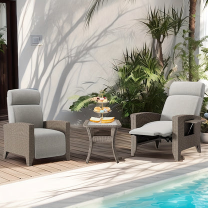 Rattan Loungestoel Set – Tuinstoel – Balkonstoel – Ligstoel – Relaxstoel – Verstelbare Rugleuning – Inklapbare Bijzettafel – Memory Foam Kussens – Metalen Frame – Inclusief Beschermhoes – Grijs – Set Van 2