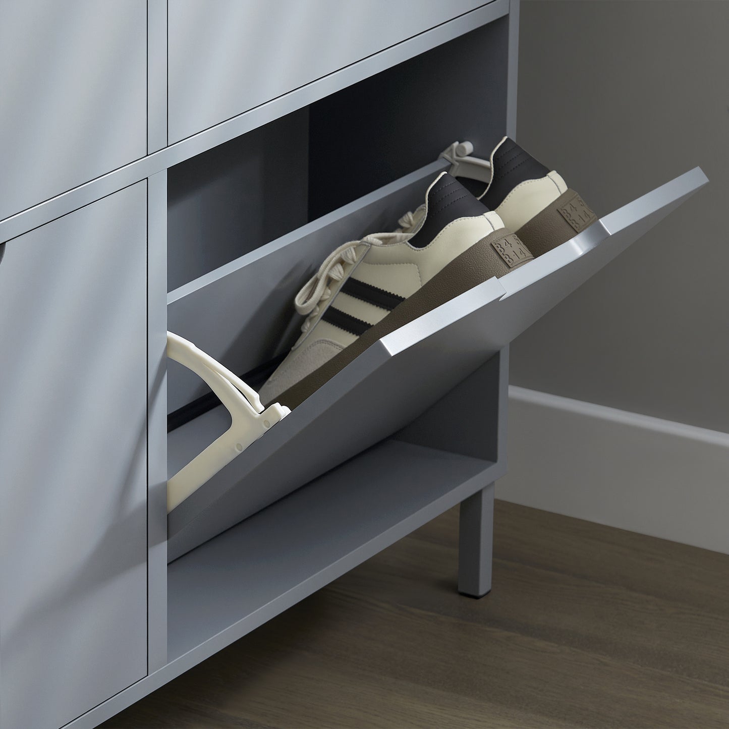 Schoenenkast – Schoenenrek – Schoenopberger – Schoenenkastje – Halmeubel – 4 Kleppen Met 8 Planken – Compact 19 Cm Diep – Duurzaam MDF En Metaal