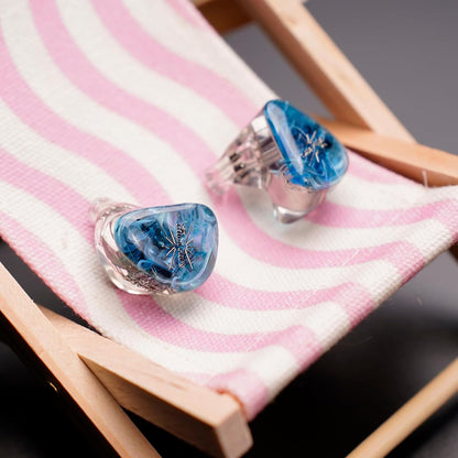 Linsoul Kiwi Ears Orchestra Lite Performance Custom 8BA in-Ear Monitor IEM met Afneembare 4-aderige 7N Zuurstofvrij Koper OFC-kabel, Handgemaakte Faceplate voor Audiofiele Studiomuzikant(Blauw)