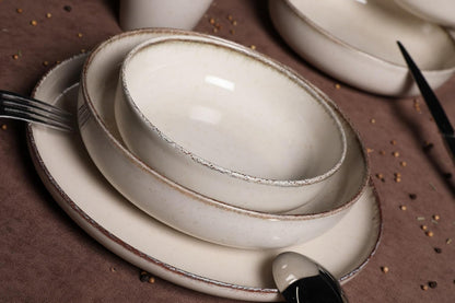 Elegante 16-delige dinerset, 100% porselein, crèmekleur, inclusief 4 borden (24 cm), borden (20 cm), kommen (15 cm), mokken, vaatwasmachinebestendig en magnetronbestendig