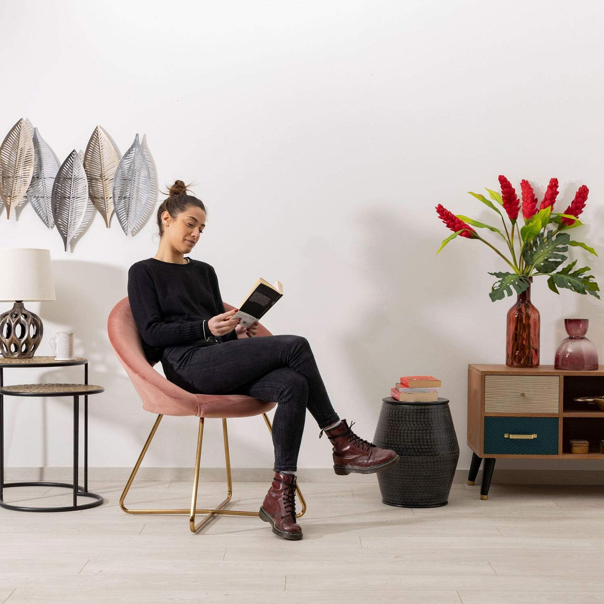 Montemaggi Fluwelen stoel met gouden poten, cirkelvormig, bureaustoel, woonkamerstoel, ergonomische stoelen, 71 x 59 x 84 cm, poederroze