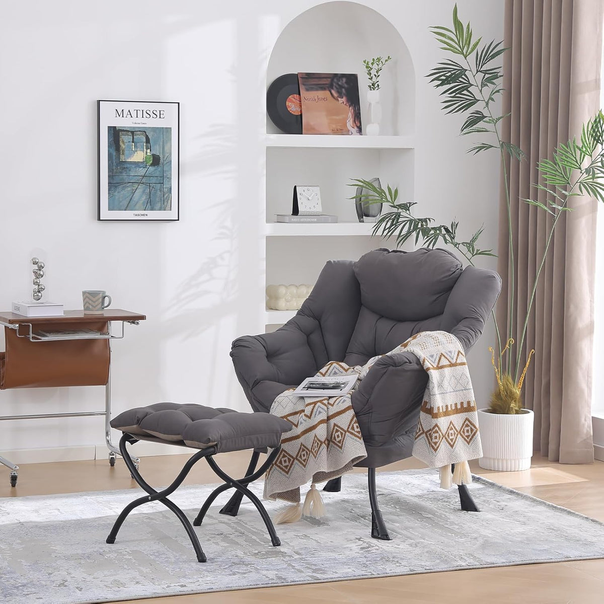 Comfortabele fauteuil met voetenbank, luie stoel met ottoman vrijetijdsaccentstoel, relaxfauteuil met armleuningen en zijvak voor woonkamer, slaapkamer en kleine ruimtes, fauteuil