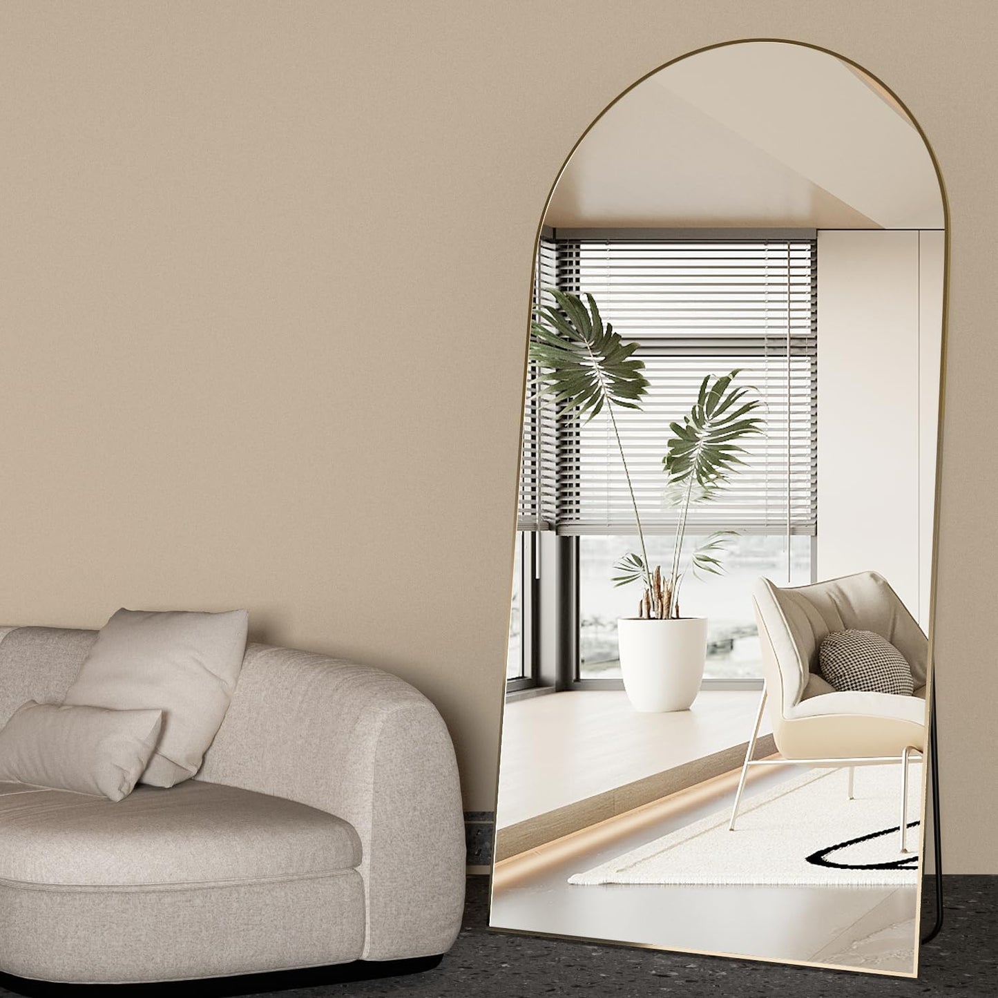 CASSILANDO Boogspiegel met volledige lichaam, 180 x 80 cm, vloerspiegel, vrijstaande full-body spiegel met standaard voor slaapkamer, hangend gemonteerde spiegel voor woonkamer, garderobe, goud