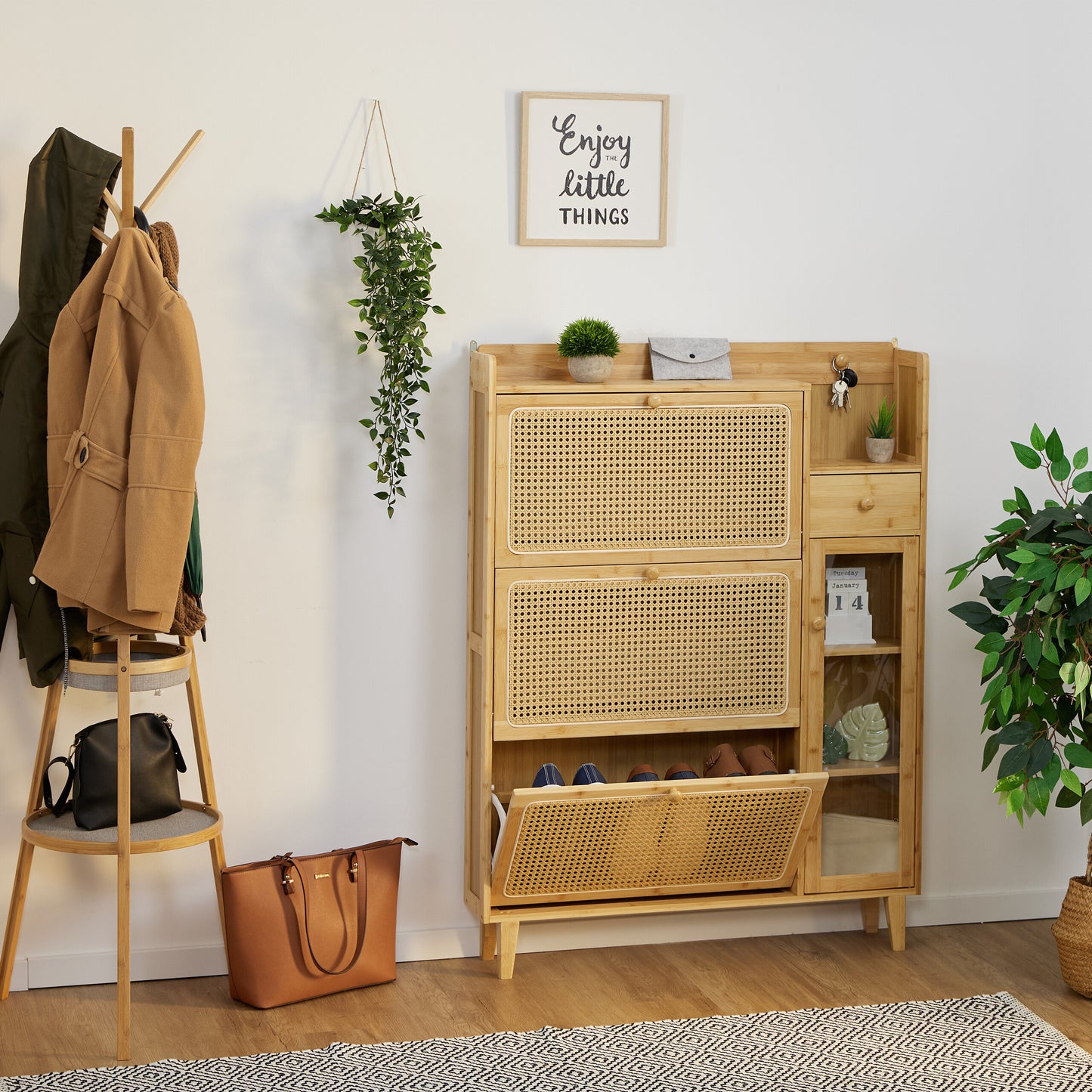 Rattan Schoenenrek – Schoenenkast – Schoenenopberger – Schoenenplank – Schoenenstandaard – 5 Compartimenten – Bamboe Met Rattan Look