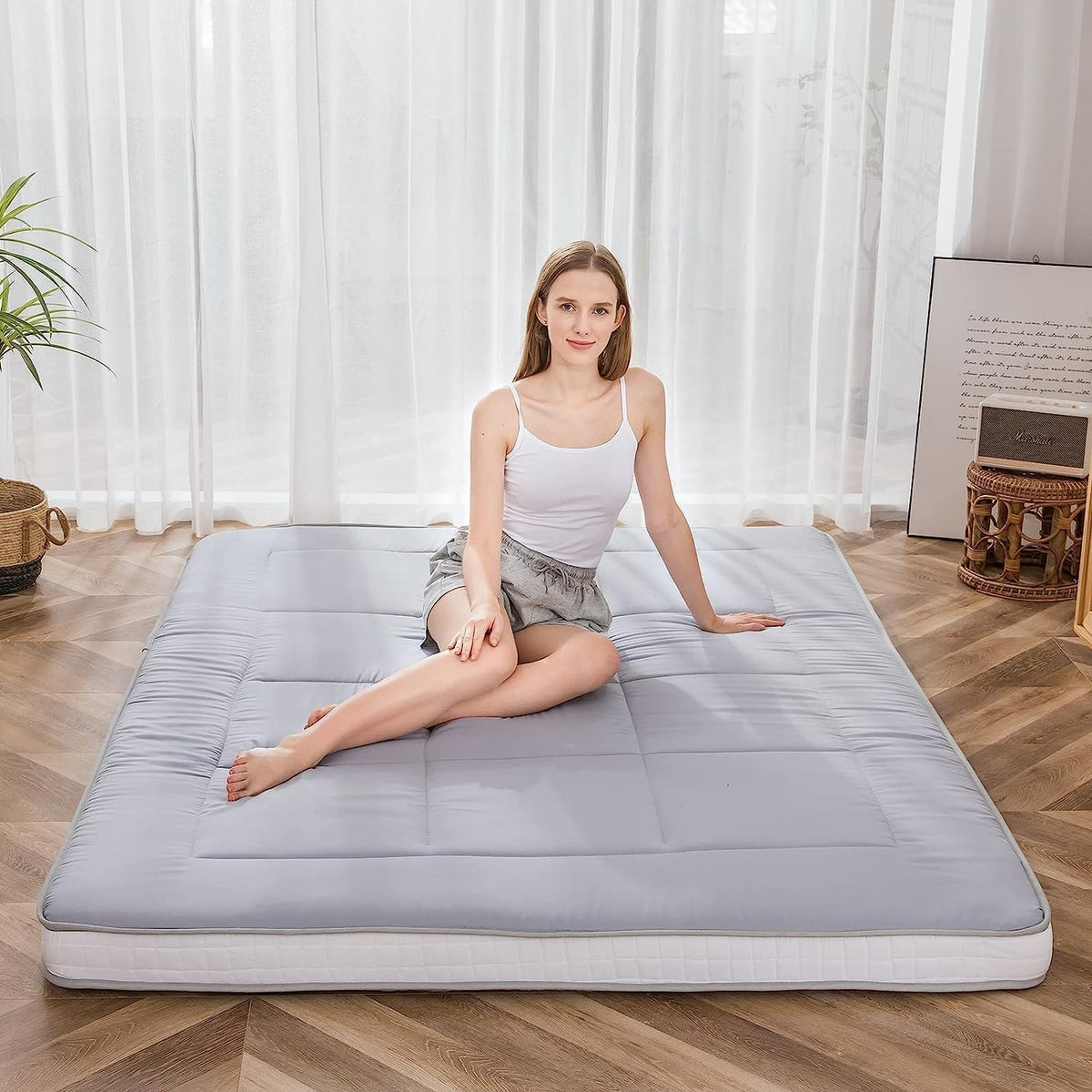MAXYOYO Futonmatras, gewatteerd Japans vloermatras, gewatteerde matrasoplegger, extra dik, opvouwbaar, ademend, vloerligbed, logeerbed, voor campingbank, grijs, 90 x 190 cm