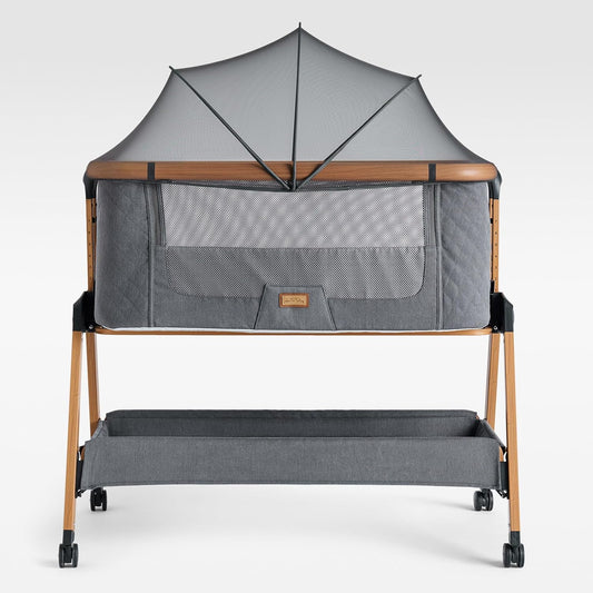 Love For Sleep SnooBee Next To Me Babybed & Babybed – 6 hoogtes, wielen, matras, zijpanelen van ademend mesh met muggennet (0-6 maanden) - grijs/grenen