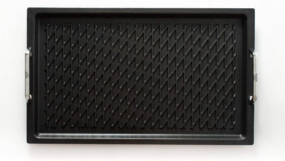 Klaus grillt Gastronorm grillplaat GN 1/1 met BBQ-grillbasis voor inductie door AMT Gastroguss 53 x 33 cm 2 cm hoog met roestvrijstalen handgrepen Lotan® antiaanbaklaag AMZN-KG-I-2533-G-BBQ