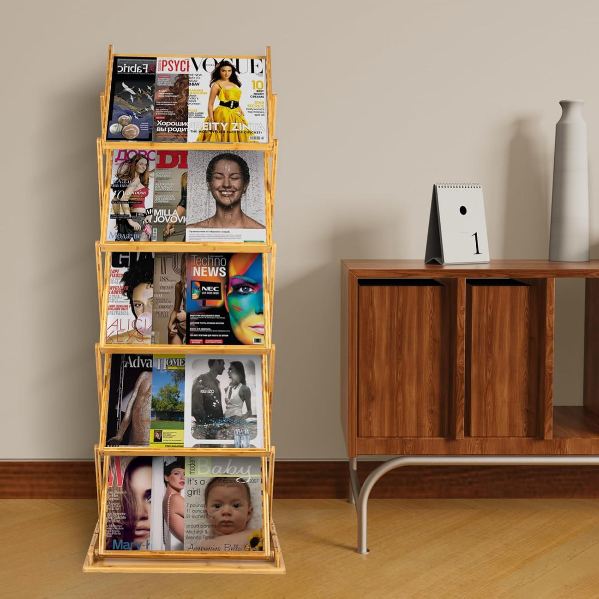 Opvouwbare Brochurestandaard – Tijdschriftenrek – Brochurehouder – Folderrek – Literatuurrek – 5 Vakken Bamboe – Verstelbare Hoogte 99/145 cm