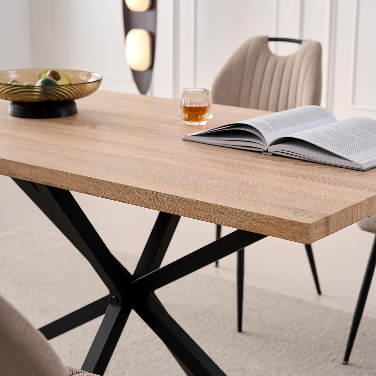 Moderne Rechthoekige Eettafel – Keukentafel – Woonkamertafel – Eetkamertafel – Bureaublad – Zwart Metalen Frame – Verstelbare Voetkussens – Geschikt Voor 4-6 Personen