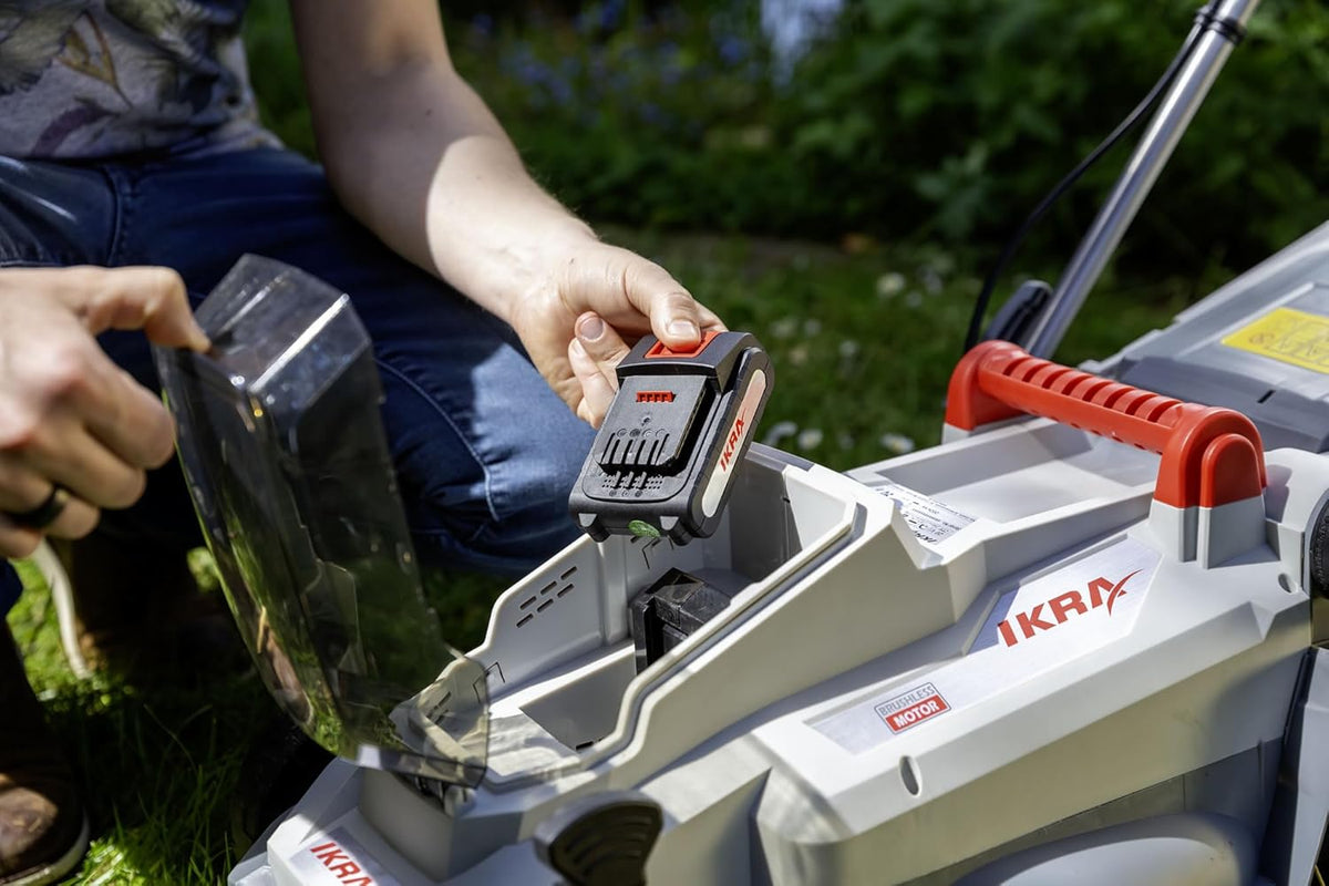 Accu Grasmaaier – Accu Maaier – Elektrische Grasmaaier – Mulchmaaier – Snoerloze Duwmaaier – 33 cm Maaibreedte – Inclusief Accu en Lader