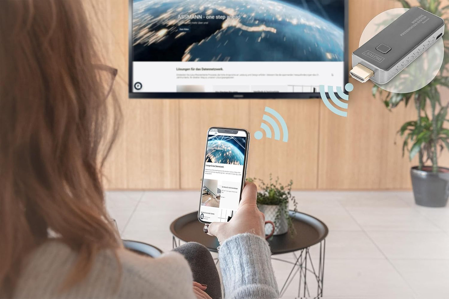 DIGITUS DS-55319 Click & Present Mini - Draadloos presentatiesysteem - BYOD: Laptop, tablet, smartphone - Geen app/driver nodig - Echt Plug & Play - Zilver/Zwart