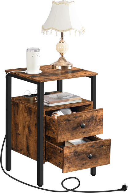 HOOBRO Nachttafels met laadstation, set van 2, bijzettafels, banktafels met 2 laden, salontafels met USB-poorten voor woonkamer, slaapkamer, 40 x 40 x 61 cm, vintage EBF43CBZP201