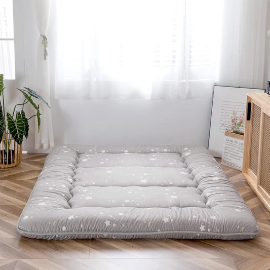 MAXYOYO Japanse futonmatras voor op de vloer, dikkere tatami-mat, slaappad, opvouwbaar, oprolbaar matras, slaapzaal, matraspad, vloer lounger, kussen, bed (Constellation, King)