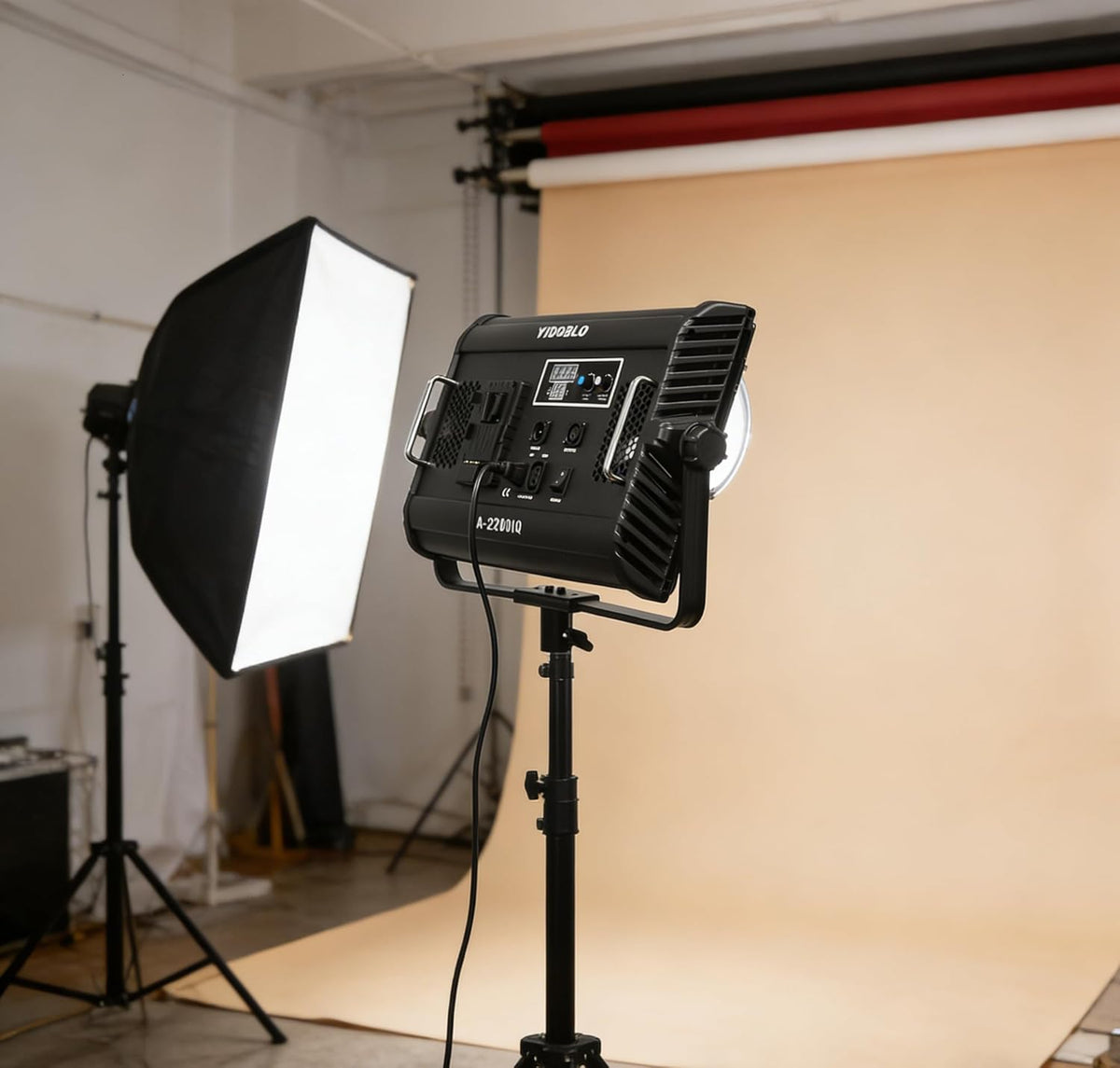 A-2200IIQ Dimmen 3200k-5500k LED 100w Bi-color Studio Video Panel Licht met Barndoor, Afstandsbediening & DMX voor conferentiefotografie Youtube Verlichting